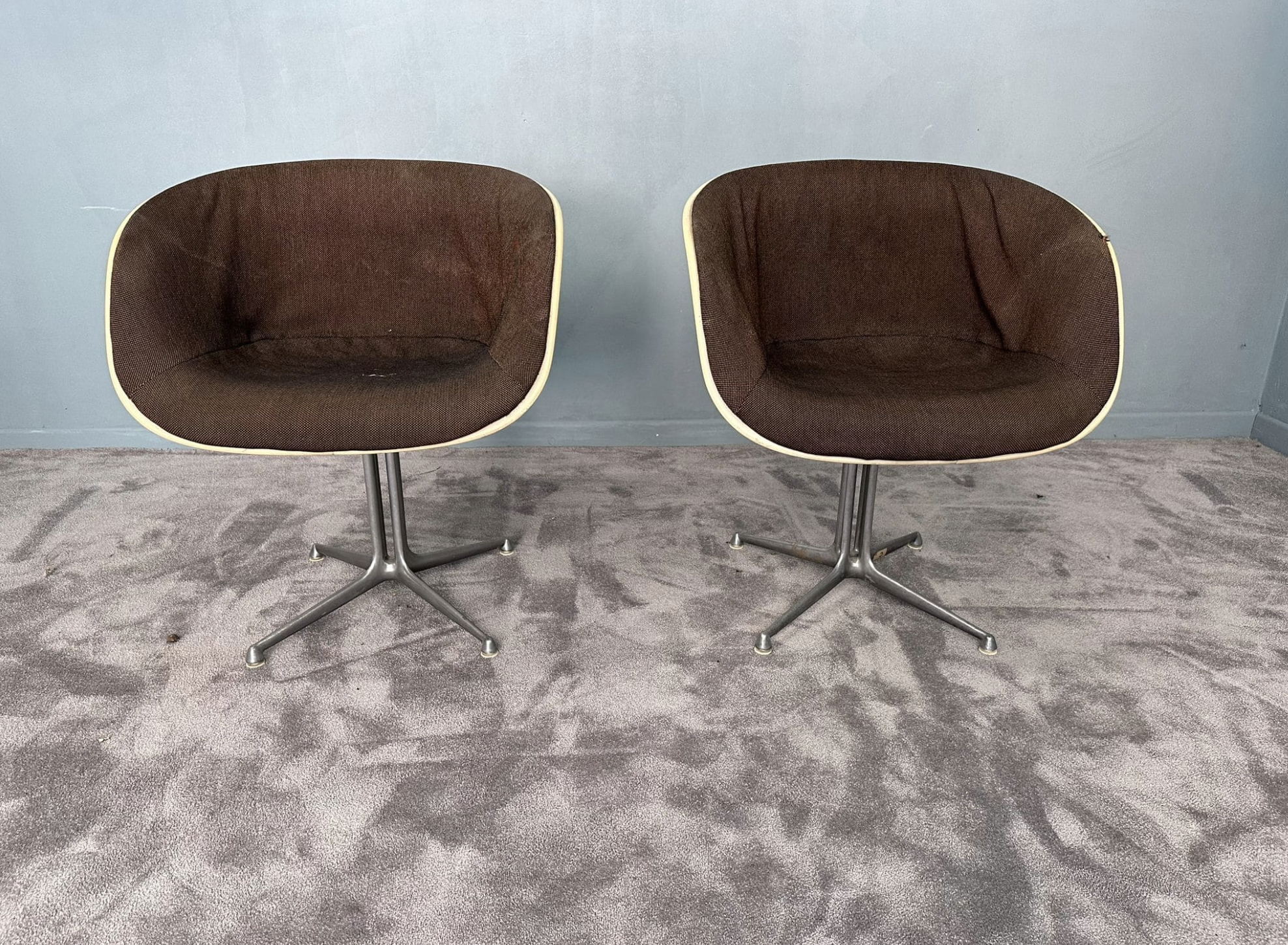 sedia “la fonda” di Charles e Ray Eames