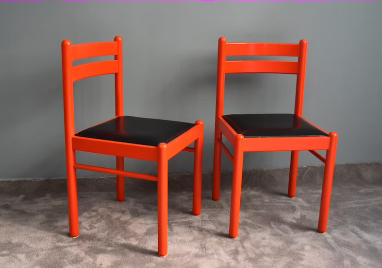 sedie arancioni anni’60